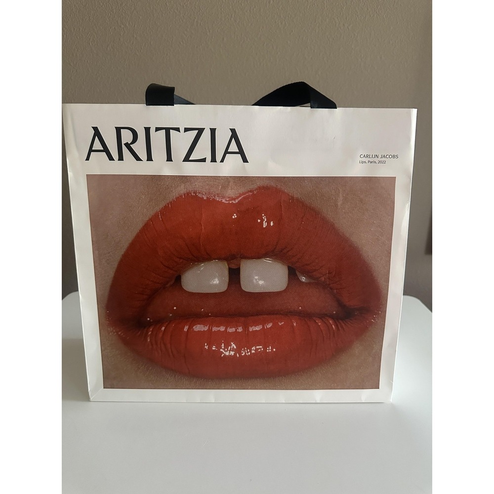Aritzia 13x12x5 Lips Cherry Paper Shopping Bag Carlijn Jacobs Lips Paris Tote